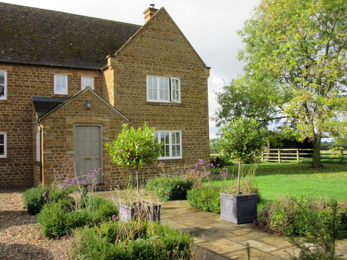Bed and Breakfast Weston Hill Farm Moreton Pinkney Екстер'єр фото