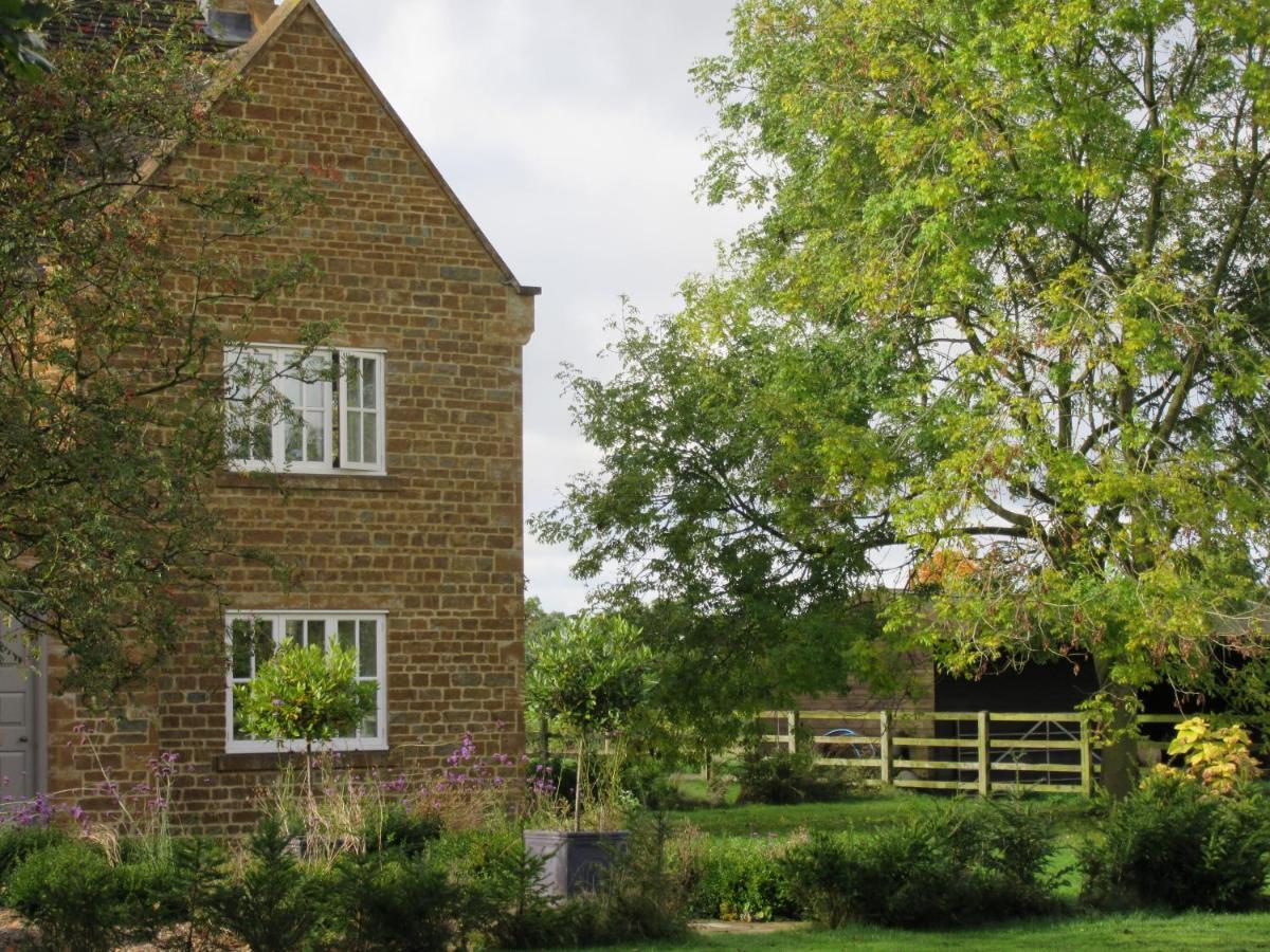 Bed and Breakfast Weston Hill Farm Moreton Pinkney Екстер'єр фото
